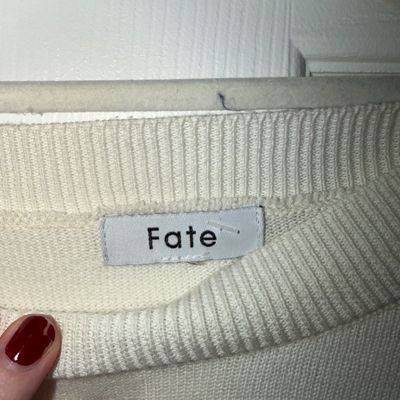 Fate Cream Knit Sweater - Picture 3 of 5